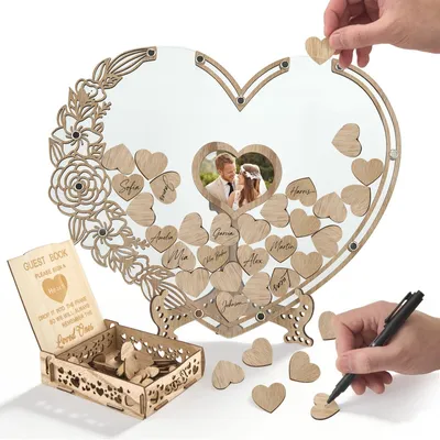 Produktbild von Holz Gästebuch für Hochzeiten mit Herzförmigen Herzen