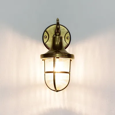 Produktbild von Premium Außenwandleuchte Messing echt rostfrei rustikal massiv Rillenglas Käfigschirm Wandlampe Terrasse Hauswand