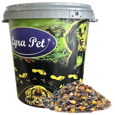 Image de 10 kg de litière Lyra Pet® du mélange tout usage ALB-MÜHLE dans un bac de 30 L