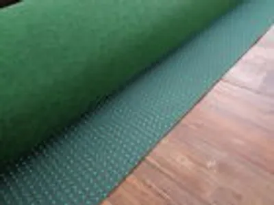 Produktbild von Kunstrasen (4€/m²), Fertigrasen grün mit Noppen, 400 x 200 cm, Garten, Balkon