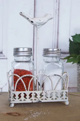Produktbild von Zauberhafter Shabby Chic Salz- und Pfefferstreuer im Landhausstil