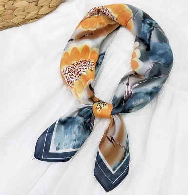 Immagine prodotto di Foulard HA-13132 in Seta Tipo9 - Eleganza Unica KP13132