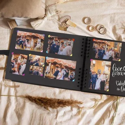 Obrázok produktu pre Fotoalbum, 80 strán, čierny, s 6 špendlíkmi a sadou nálepiek
