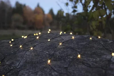 Produktbild von Světelná síť LED s 200 teplými bílými LED diodami 3x3 metry pro vnitřní i venkovní použití