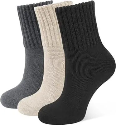 Produktbild von CLOSEMATE Thermosocken Damen Socken 3 Paar Wintersocken Warme Dicke Gestrickte Stricksocken Gekämmte Baumwollsocken Haussocken Einheitsgröße 35-42