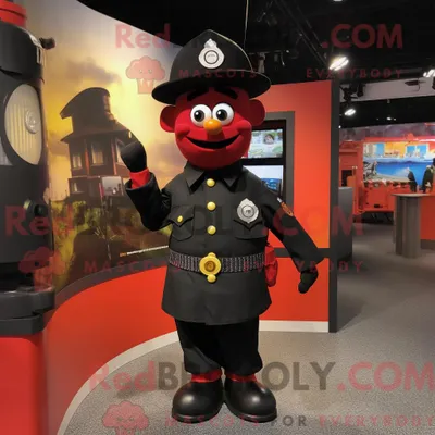 Obrázok produktu pre Maskot spoločnosti REDBROKOLY, postavička hasiča v čiernom uniforme, oblečená v minišortkách a s manžetovými gombíkmi