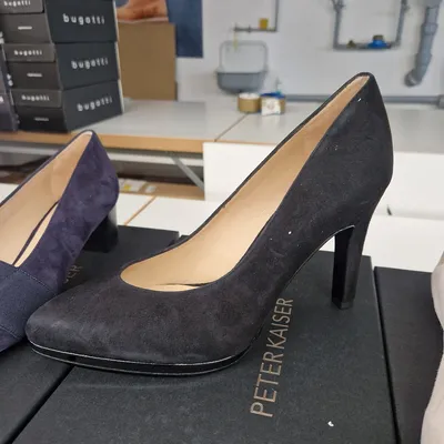 Produktbild von Modische Pumps für Damen in schwarz