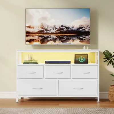Produktbild von SONGMICS Kommode mit LED-Beleuchtung, Sideboard, Schubladenschrank für Wohnzimmer, mit Ladestation, 5 Schubladen, weiß