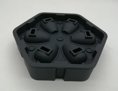 Produktbild von The Bastard Ice Cubes Kamado Eiswürfelform