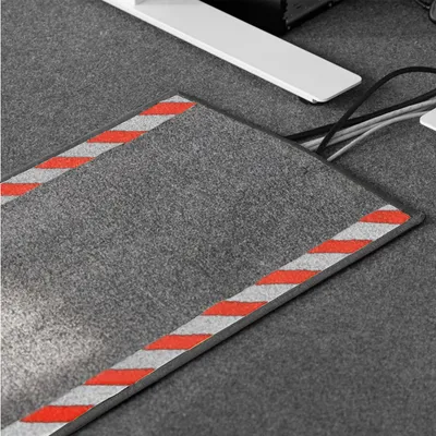 Produktbild von Kabelmatte mit Warnumrandung Stolperschutz rutschhemmend Rot-Weiß 40 x 50 cm