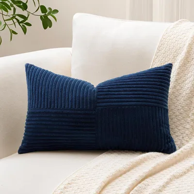 Zdjęcie produktu dla Poszewka na poduszkę, tkanina corduroy, wzór w paski, kolor granatowy, 40x60 cm, 1 sztuka
