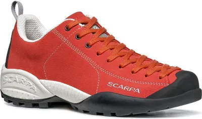Rote Lifestyle-Schuhe für Herren von Scarpa mit grauen Akzenten und Schnürung.