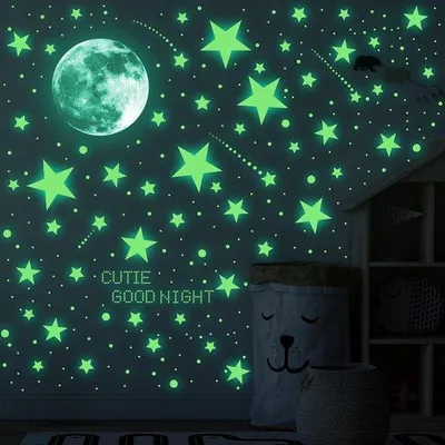 Produktbild von Famanu Wandsticker Glow in the Dark - Sterne und Mond Dekoration für das Kinderzimmer