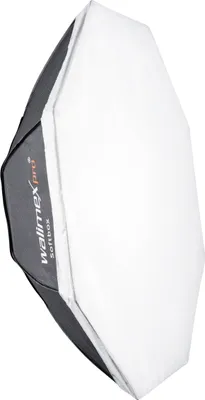Produktbild von Walimex pro Softbox II Octagon 90 cm - mit Diffusoren und Transporttasche - schneller Aufbau, weiches Licht - Lichtformer ideal für Portrait- & Peoplefotografie
