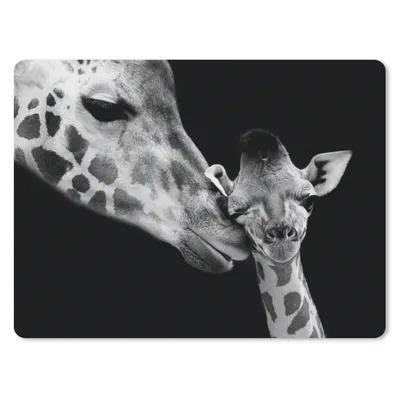 Produktbild von MuchoWow® Mauspad Mousepad Tiere - Schwarz - Weiß - Giraffe - Porträt 40x30 cm - Mousepads - Maus Mat - Pad - Mausunterlage - Anti Rutsch