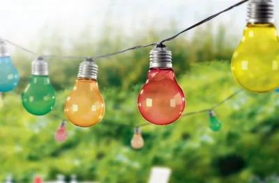 Produktbild von LED Party Lichterkette mit 10x bunten Glühbirnen