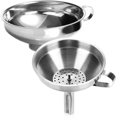 Produktbild von Famanu Trichter Set 2 Stück - Edelstahl 304 - Silber