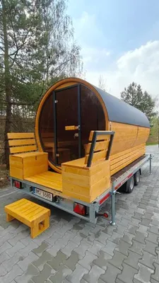 Zdjęcie produktu dla Mobilna sauna beczka na przyczepie