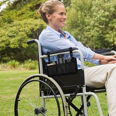 Produktbild von Famanu Rollstuhl Aufbewahrungstasche - Multifunktionale Tasche für Rollstühle und Mobilitätshilfen