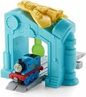 Zdjęcie produktu dla Fisher Price Thomas the Tank Engine - Wyrzutnia robotów Thomas
