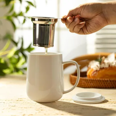 Produktbild von Teetasse aus Porzellan mit Teesieb und Deckel, 590 ml, Weiß