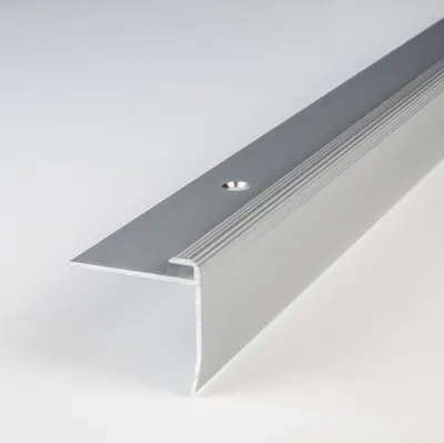 Produktbild von PROVISTON | Einschubprofil | Aluminium eloxiert | Silber | Breite 30 mm | Höhe 24 mm | Länge 1000 mm | Gebohrt | Abschlussprofil | Einfassprofil | Abschlussleiste | Bodenprofil | 1 Stück