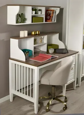 Immagine prodotto di Scrivania in legno bianco dallo stile elegante per l'ufficio e l'home office