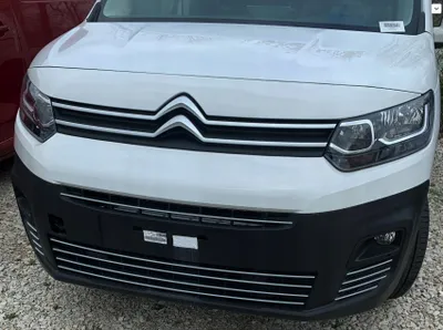 Image de Citroen Berlingo III bandeau de calandre chromé