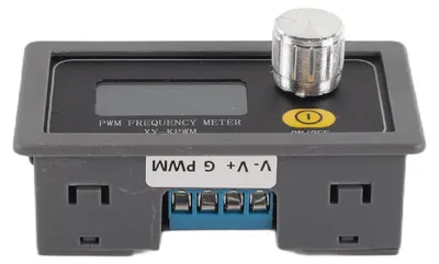 PWM-Modul mit einstellbarer Frequenz und Tastverhältnis, Rechtecksignalgenerator
