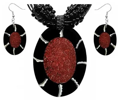 Produktbild von Set aus Hals-Kette und Ohrringen mit Muschel