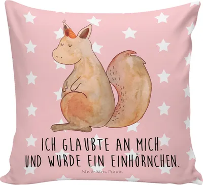 Produktbild von Mr. & Mrs. Panda Kissen 40x40 Einhorn Glauben - Rot Pastell - Geschenk, kuschelkissen, Sofakissen, Einhörner, Einhörnchen, Eichhörnchen, für sofa, Unicorn, couch, Deko