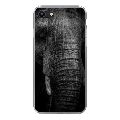 Produktbild von MuchoWow® Handyhülle Schutzhülle Hülle für iPhone 7 Elefant auf schwarzem Hintergrund in schwarz und weiß Silikon Softcase Handy Hülle - Kartenhalter