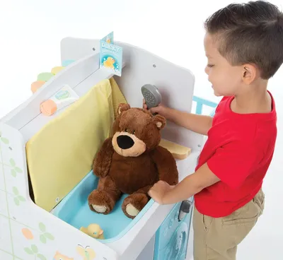 Produktbild von Melissa & Doug | Doll Care Play Centre | Dollhouses & Dolls | Pretend Play | 3+ | Gift for Boy or Girl