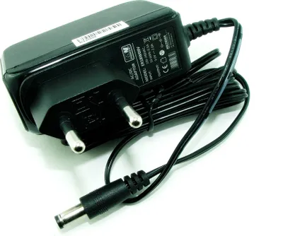 Obrázok produktu pre 9 V/2 A Dc 2,1/5,5 Impulzný Napájač Er18W09V