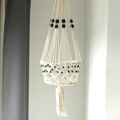 Imagen del producto de Macetero de Macrame - Gran con Cuentas