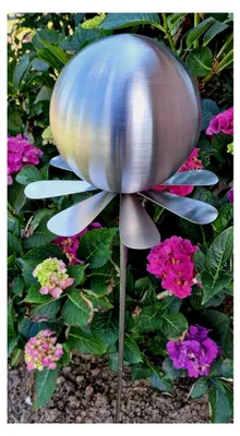 Produktbild von Rosenkugel 15 cm Edelstahl Gartenstecker Deko mit Stab 80 cm