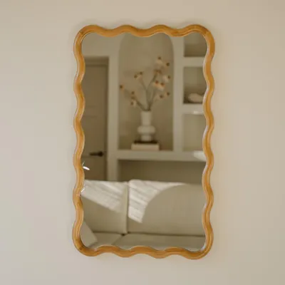 Produktbild von Indore Home – Mirror Flow – Wellenkante – asymmetrisch – Wandspiegel – Holz