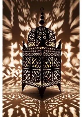Produktbild von Orientalische Laterne aus Metall Schwarz Frane 165cm groß | Marokkanische Gartenlaterne für draußen, Innen als Bodenlaterne | Marokkanisches Gartenwindlicht Windlicht hängend oder zum hinstellen