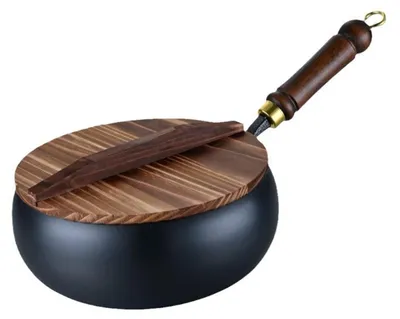 Produktbild von Eisenwok, traditioneller handgeschmiedeter Eisentopf, große bauchige Bratpfanne, antihaftbeschichtet, unbeschichteter Haushaltswok mit Holzgriff