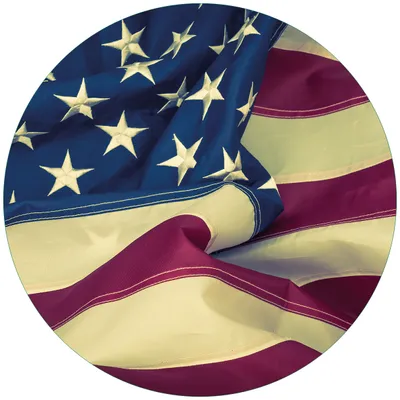 Produktbild von Wallario Premium Glasbild, freischwebende Optik, kräftige Farben, rund 50cm Durchmesser, Motiv Amerikanische Flagge im Wind