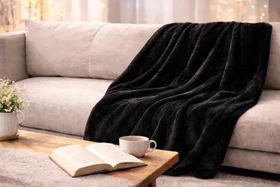 Produktbild von RHP Premium Tagesdecke 180x200 cm | Kuscheldecke Sofadecke Couchdecke Schwarz