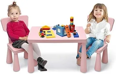 Produktbild von 3 TLG. Kindertisch mit 2 Stühlen, Kindertischgruppe, Kindersitzgruppe, Kindermöbel aus Kunststoff, Kinder Tischset für Kindergarten und Kinderzimmer (Pink)