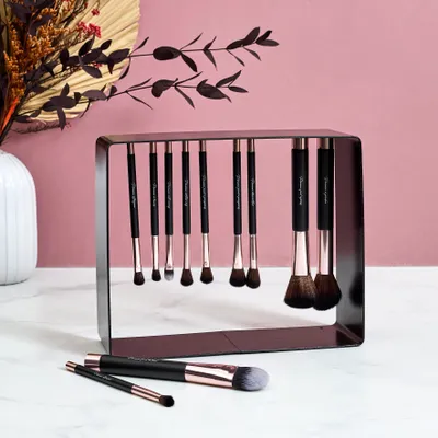 Image de Set de 11 Pinceaux Magnétiques - COSMETIC CLUB - Noir et Rose - Support Design