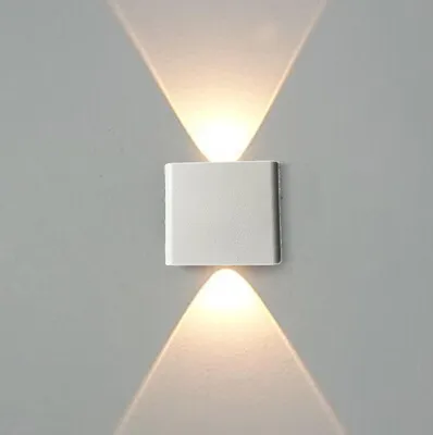 Produktbild von Bioledex LED Wandleuchte 2W 3000/4000/6500K 60° weiss