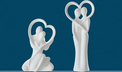 Produktbild von GILDE Francis, Figur, Paar, "Herzblick", Herzmotiv, Keramik, creme, , L. 11 cm, B. 16 cm, H. 27,5 cm 30238