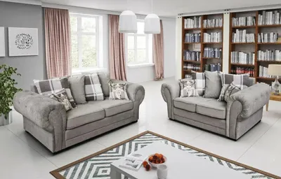 Produktbild von Easy4You Chesterfield Baron Grau 3-Sitzer-Sofa + 2-Sitzer-Sofa Sofas für Wohnzimmer Sofagarnituren Chesterfield mit Streukissen Hellgrau