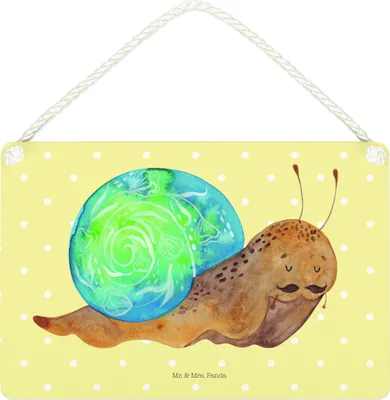 Produktbild von Mr. & Mrs. Panda Deko Wandbild Schnecke Sir DIN A4 - Gelb Pastell - Geschenk, holzbild, wandtafel, Zeit nehmen, Holzschild, Weisheit, Türschild, Schild, Motivation