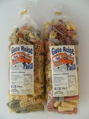 Produktbild von Streuteile Reisebus aus Nudelteig, 2X 250 g, Nudeln, Pasta, Dekoration, Delikatesse, Bus
