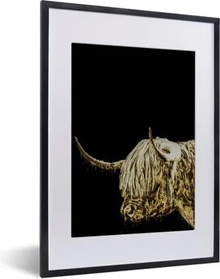 Produktbild von MuchoWow® MuchoWow® Gerahmtes Poster Schottisches Hochlandrind - Schwarz - Gold 30x40 cm - Poster mit zchwarzem Bilderrahmen - Wandposter Schlafzimmer