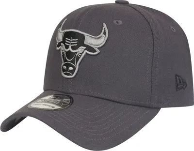 Zdjęcie produktu dla Czapka New Era 39Thirty Stretch Cap - Chicago Bulls grafitowa - S/M